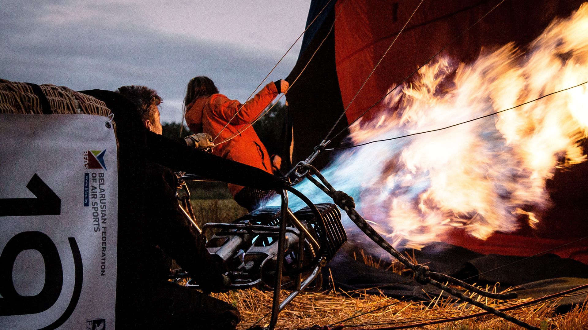 hot air balloon