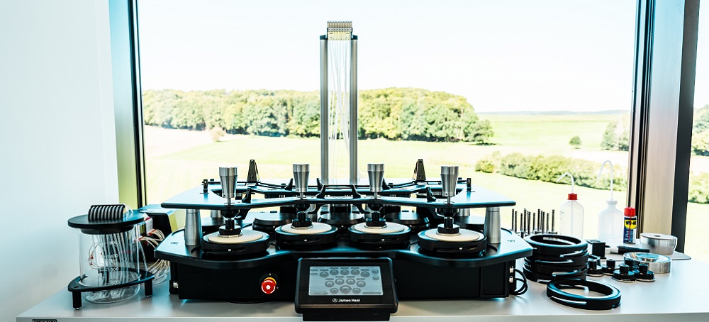 AquAbrasion instrument, Engelbert Strauss test lab